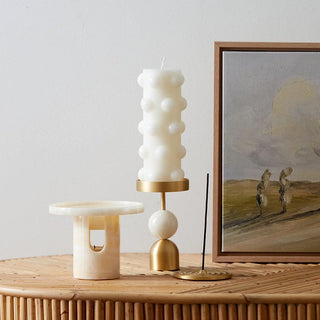 Fuldo Support à Bougies Sphérique Verdoyant en Laiton Brossé d'Intérieur Moderne du Milieu du Siècle