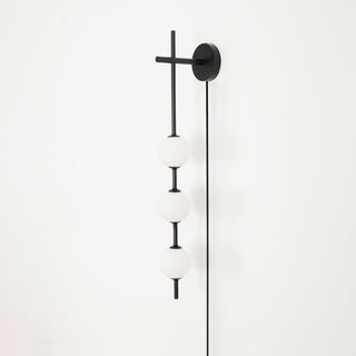 Ilraeia Vertical Globe Plug-in Wall Lamp-Luire