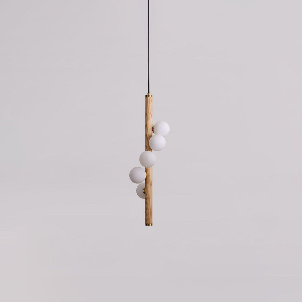 Meline Suspension Linéaire en Bois et Verre