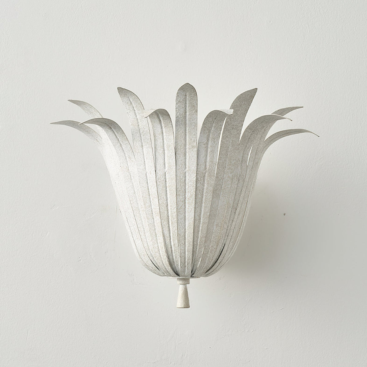 Dimensions diagram for the Vicenzio Leaf Wall Lamp.