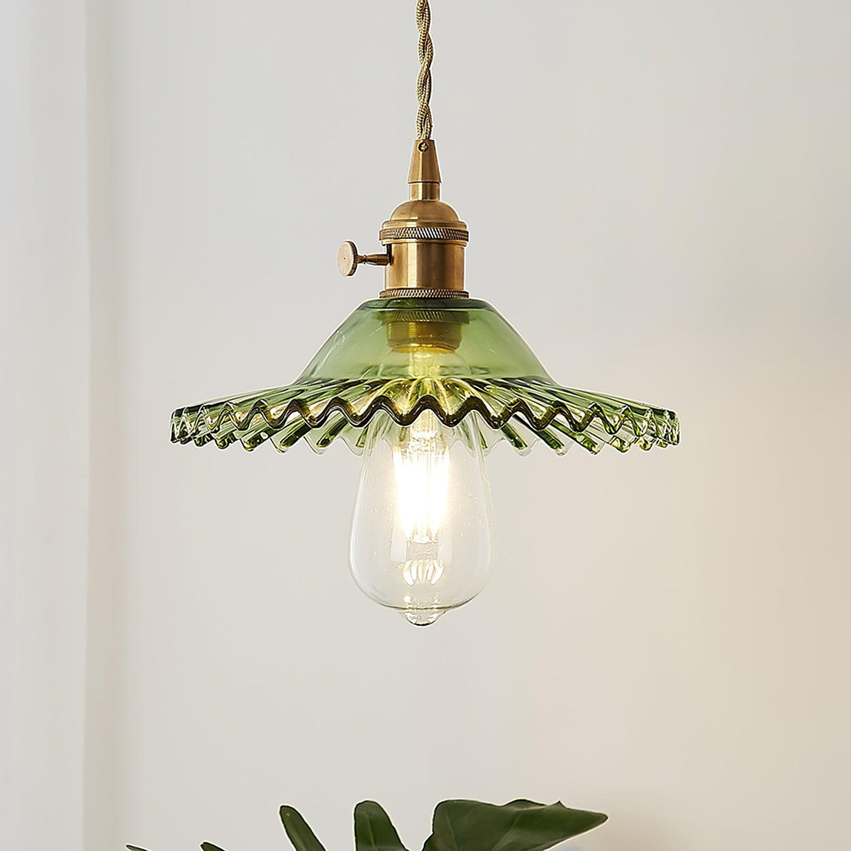 Pendant Lamp Ruffled Glass Shade Scalloped Edge Brass Accents Retro-Neutral Decor