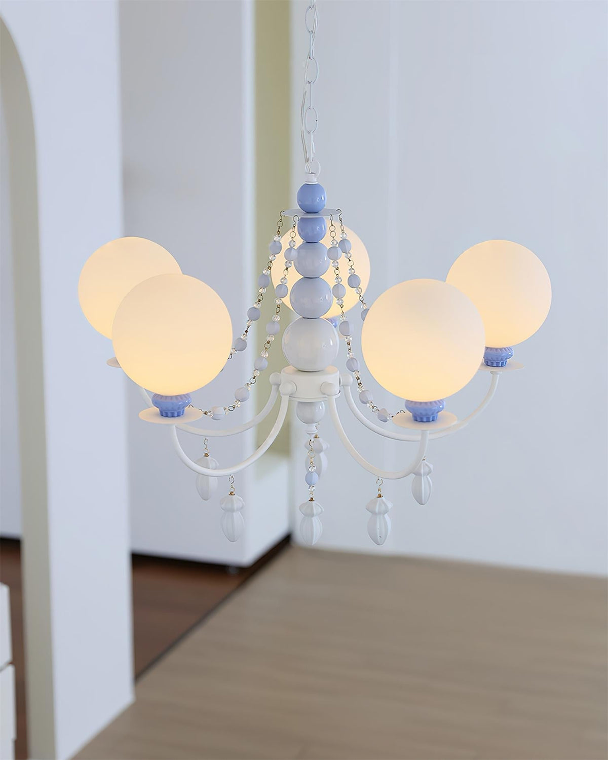 Renoira Lustre