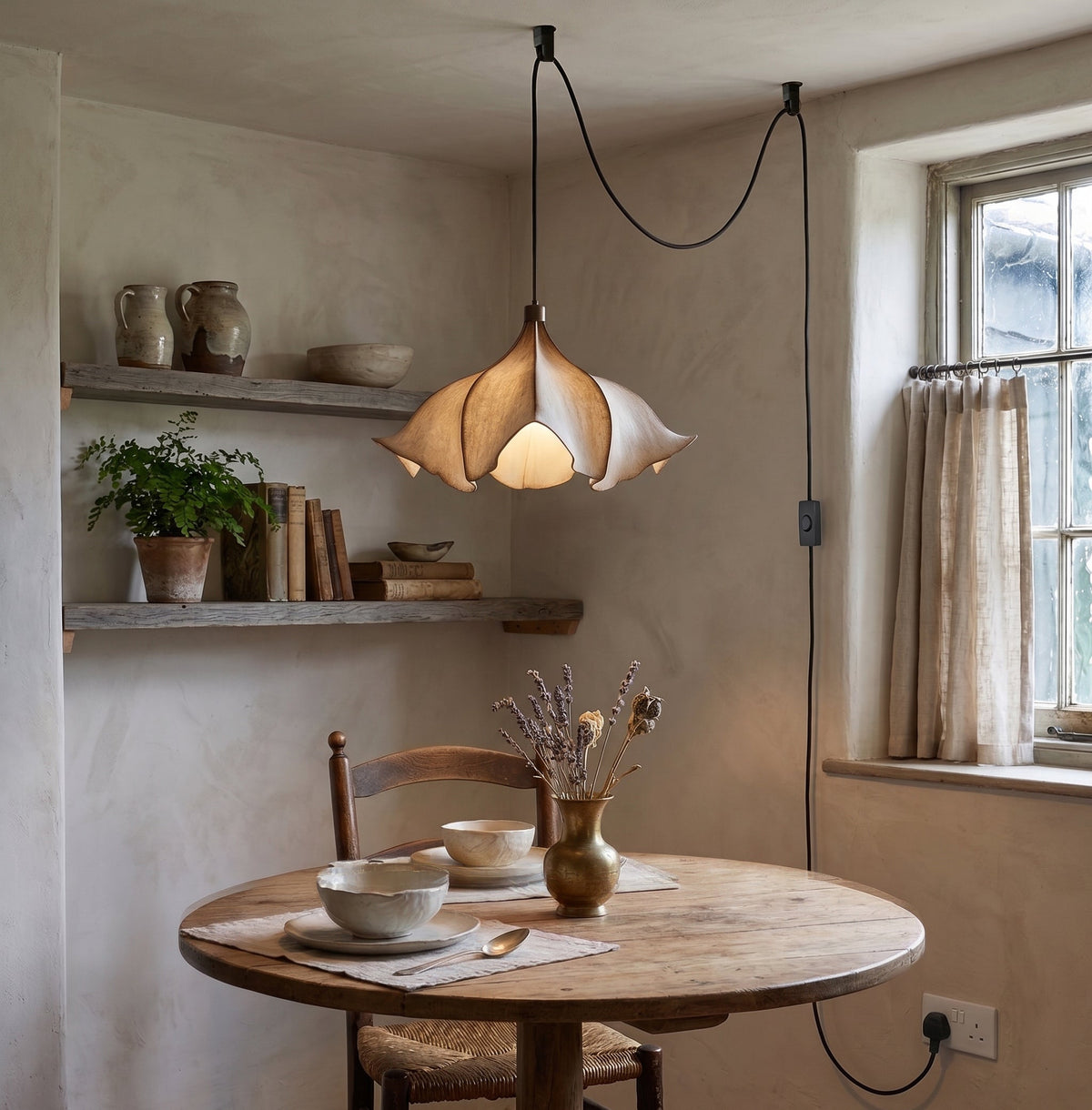Angled shot of the Viscontea pendant light, highlighting its organic form.