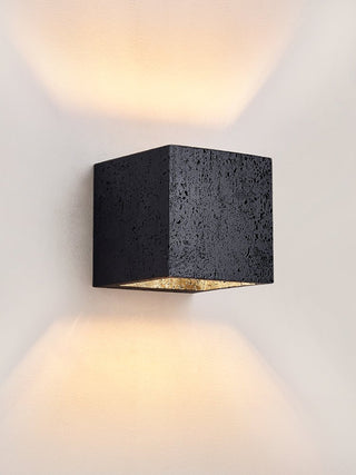 Valeise Applique Murale en Travertin Noir Cube