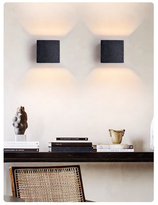Valeise Applique Murale en Travertin Noir Cube