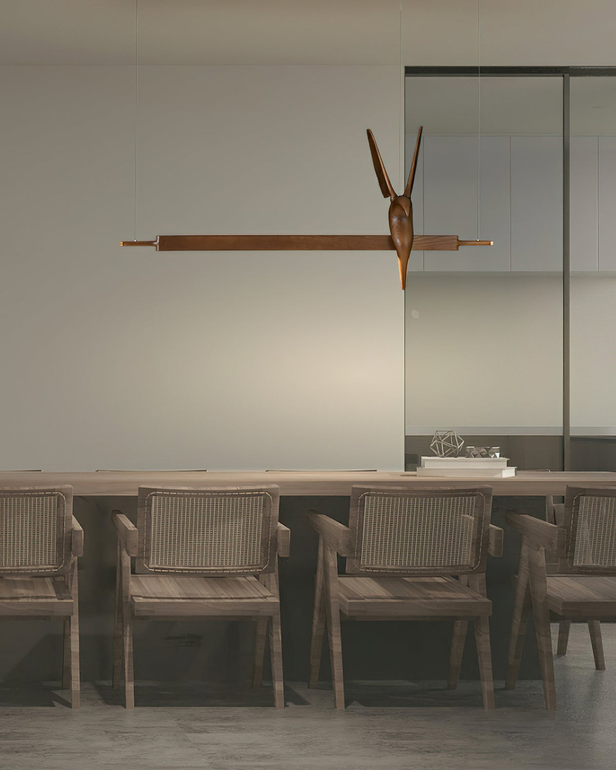 Varinisra Sculptural Suspension en Chêne