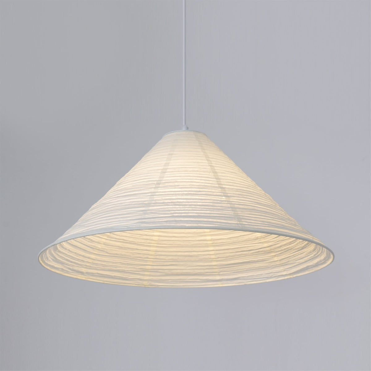 Conic Suspension Lampe Pyramidale en Papier