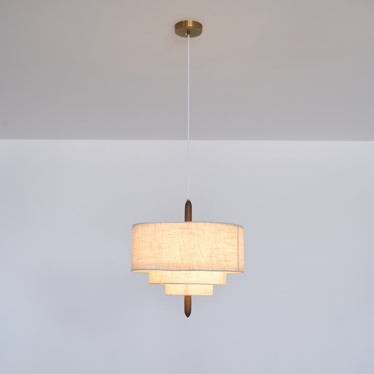 Paveya Élégance Vague Échelle Bois Tissu Pendentif Lampe