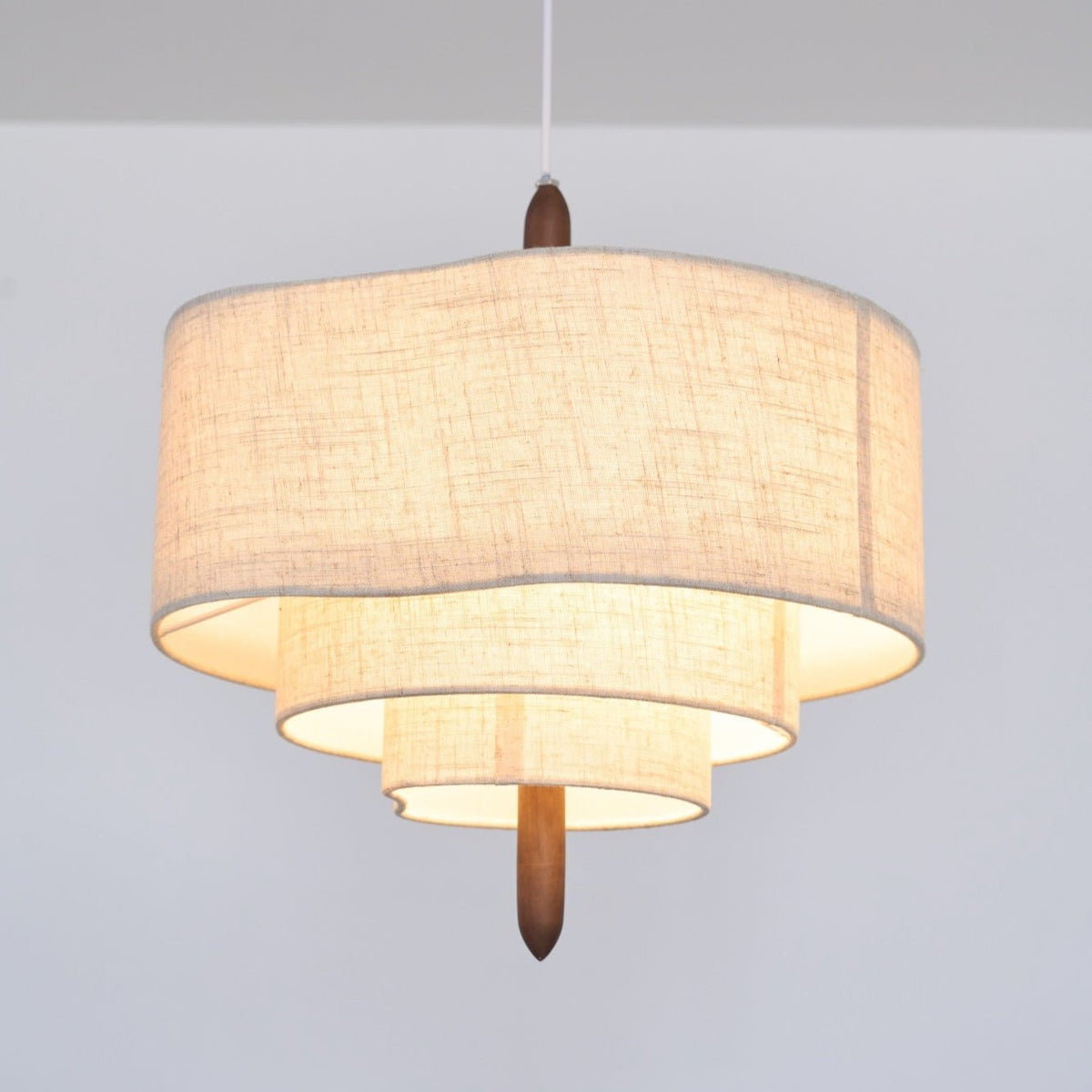 Paveya Élégance Vague Échelle Bois Tissu Pendentif Lampe