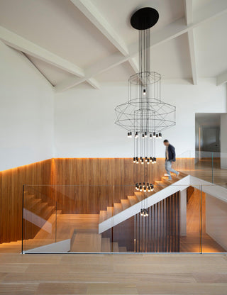 Lustra Lustre Lignes Noir Structure Métallique LED