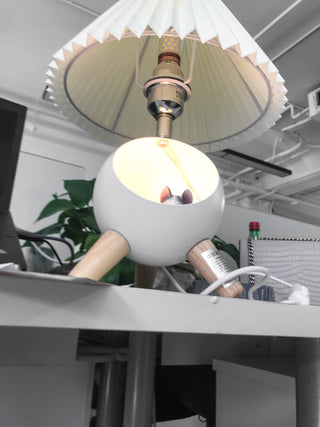 Hazelle Lampe de Table en Tissu Moderne