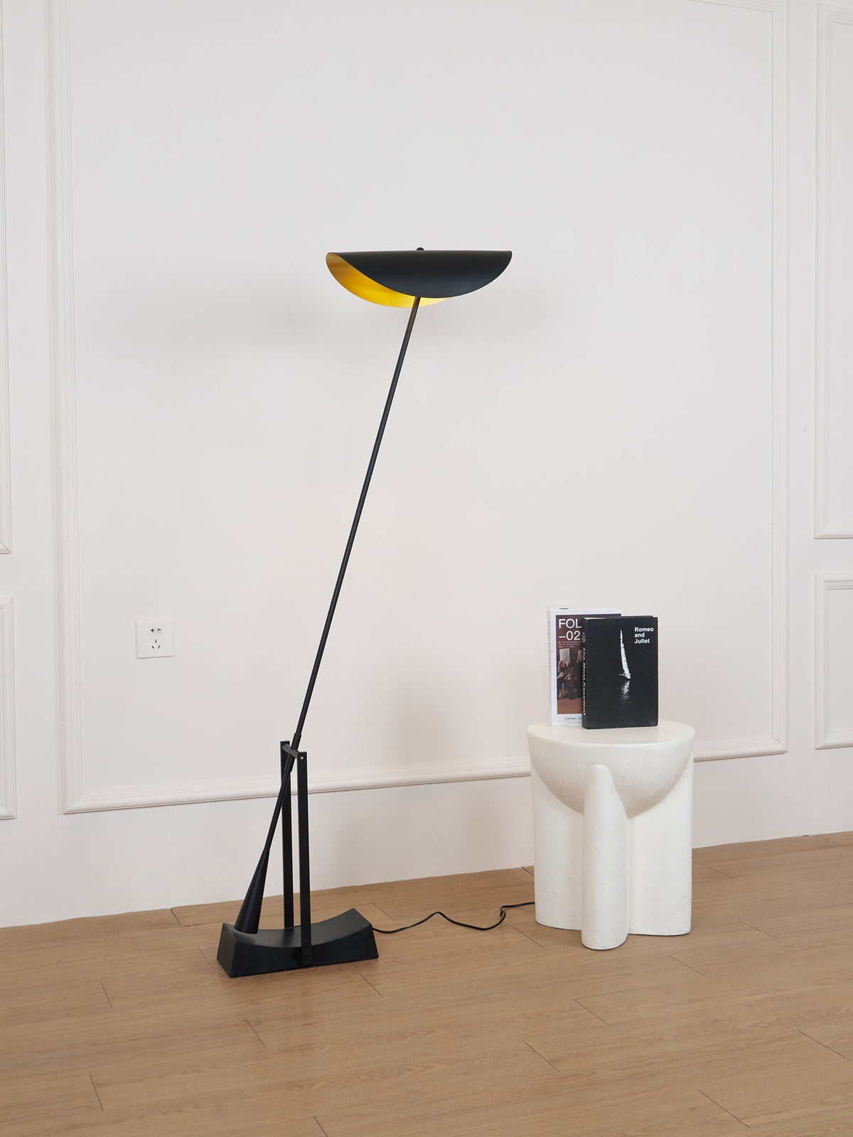 YIU-X Floor Lamp-Neutral Decor