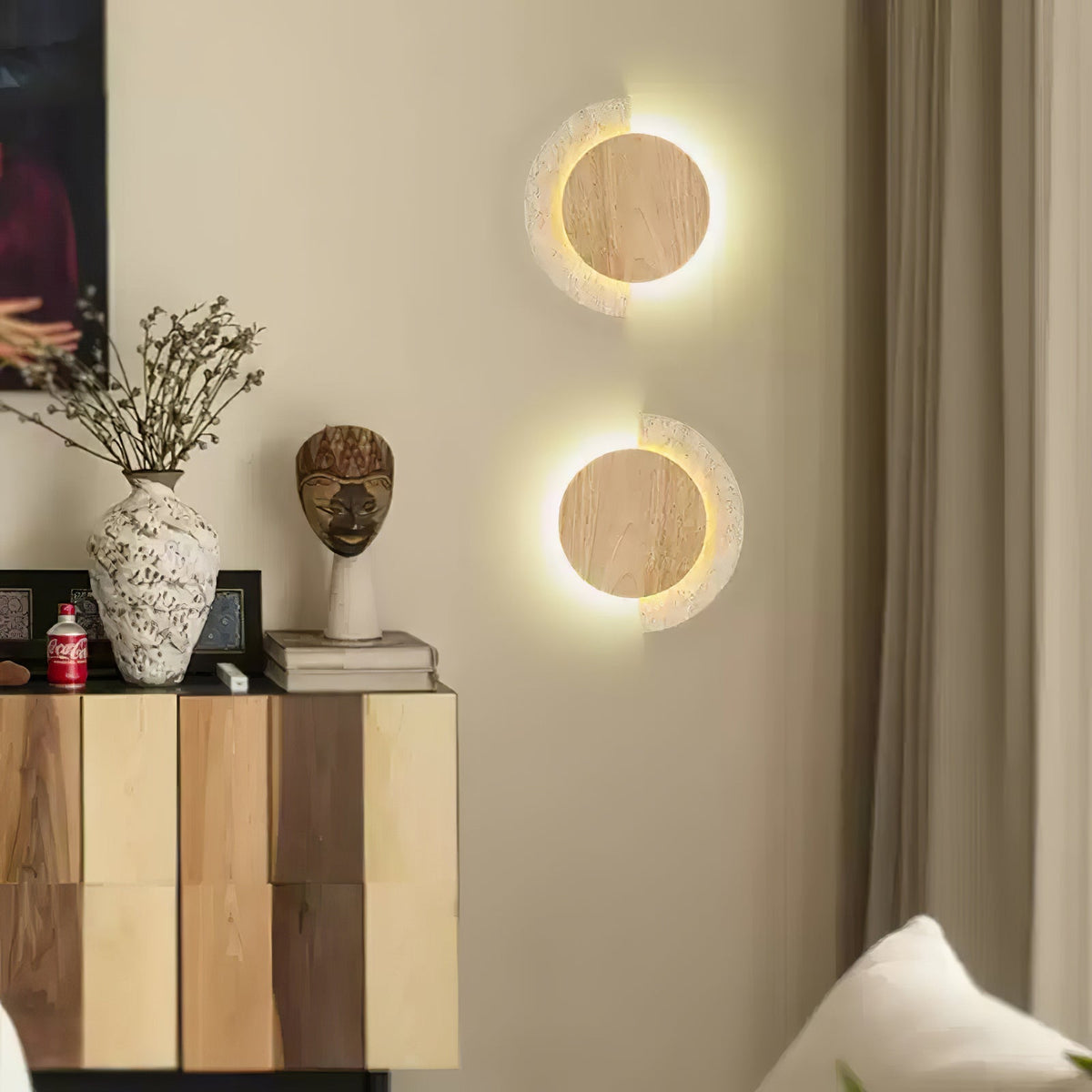 Crescent Halo Plug-in Wall Sconce-Neutral Decor