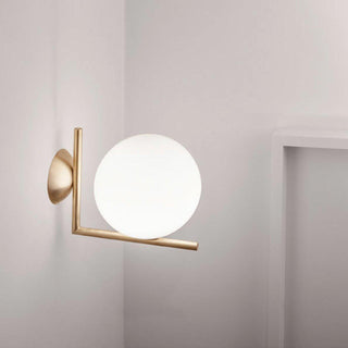 Joanna Applique Murale Moderne Minimaliste en Verre Soufflé Opale